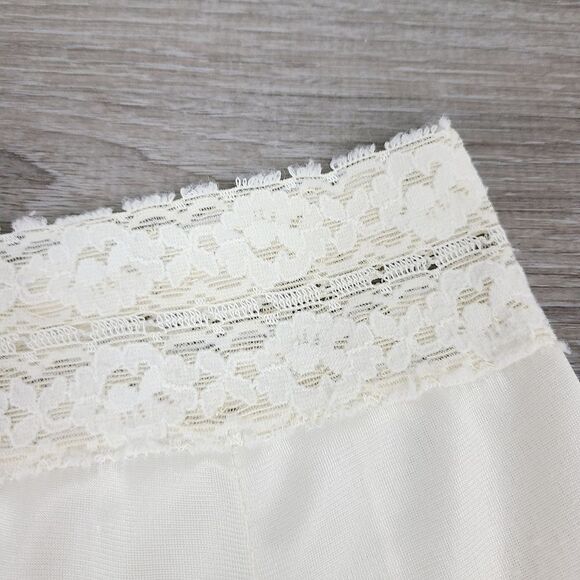 VINTAGE 1970s Ivory Lace Trim Slip Skirt Small-Medium - Picture 3 of 16